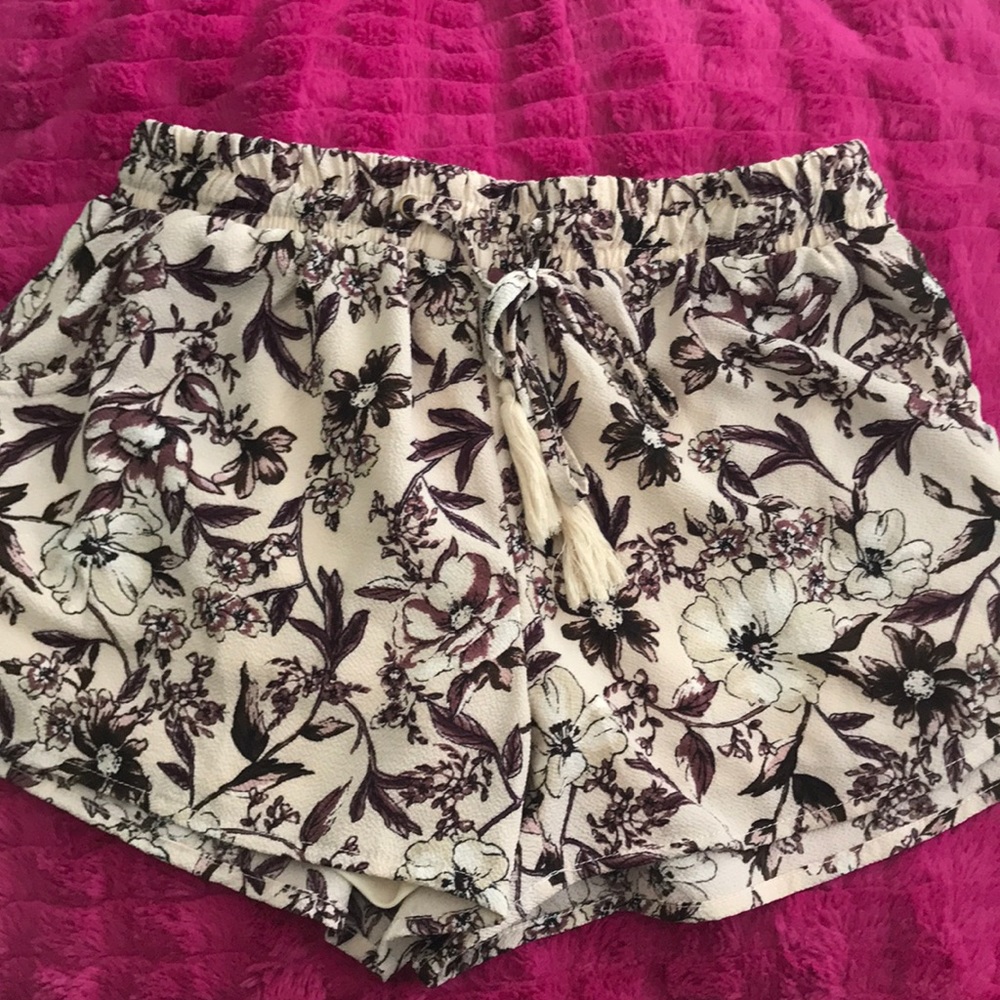 Flowy shorts